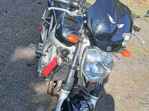 YAMAHA FAZER FZ6N SZCZYTNIKI