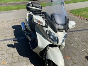 SUZUKI BURGMAN 650A EXECUTIVE MIT NAVI TOMTOM + KOFFER + SISSYBAR