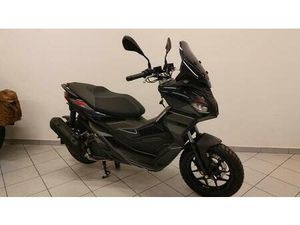 VENDO APRILIA SR GT 200 (2025) NUOVA A CAVOUR (CODICE 9826561) - MOTO.IT