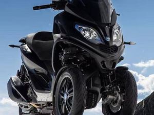 VENDO PIAGGIO MP3 300 SPORT ABS HPE (2021 - 24) NUOVA A CESENA (CODICE 9827268) - MOTO.IT