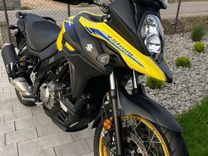 SUZUKI V-STROM