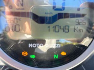 MOTO GUZZI V 7 STONE NERO