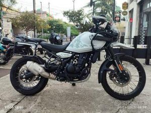 ROYAL ENFIELD HIMALAYAN 450 KAMET WHITE