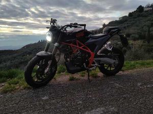 SWM SWM VAREZ 125 CC 2020 NERO