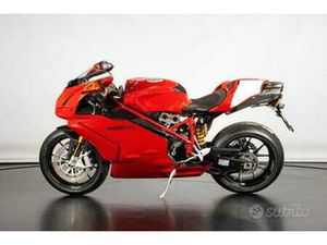 DUCATI 749 R - 2004