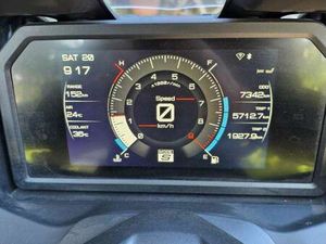 YAMAHA TMAX 560 NERO