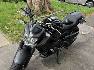 YAMAHA XJ6