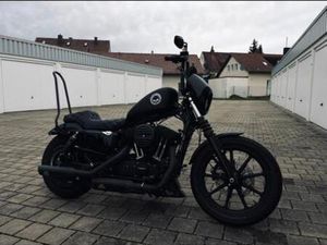 HARLEY DAVIDSON IRON 1200