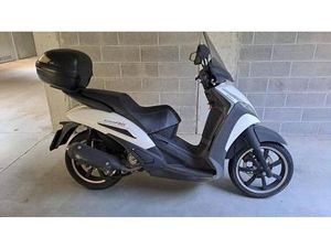 VENDO PEUGEOT GEOPOLIS 250 USATA A SEGRATE (CODICE 9827745) - MOTO.IT
