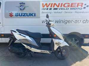 SUZUKI UN 125 AVENIS, SCOOTER, MODÈLE DÉMO, CHF 2'450.-