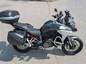 2022 DUCATI MULTISTRADA V4 S TRAVEL & RADAR SPOKED WHEEL