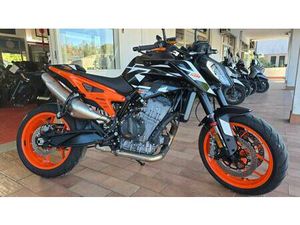 VENDO KTM 890 DUKE GP (2022 - 23) USATA A TIVOLI (CODICE 9827597) - MOTO.IT