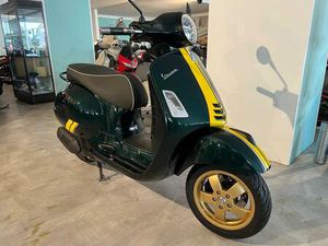 VESPA GTS 125 RACING 60TH NUR 4350 KM !!! 1 HAND !!!