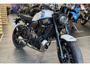 YAMAHA XSR 700 2025