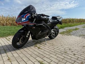 TRIUMPH DAYTONA 955I 595N