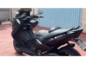 VENDO YAMAHA T-MAX 530 BLACK MAX (2012 - 14) USATA A MILANO (CODICE 9828370) - MOTO.IT