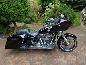 HARLEY DAVIDSON ROAD GLIDE 1750 CM3, 2022 GOD.