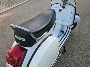 VESPA PX 80 / 125 WEISS MIT TÜV 10/27 E-STARTER MOTOR REVIDIERT
