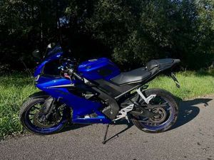 YAMAHA YZF-R125