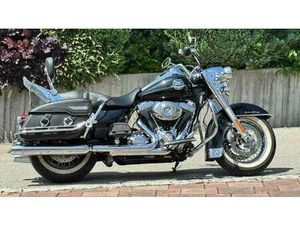 HARLEY-DAVIDSON ROAD KING