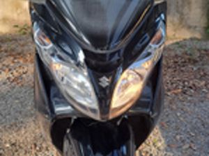 SUZUKJ BURGMAN 400 ANNO 2010