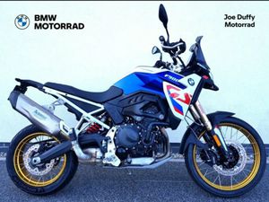 BMW F 900 GS FINANCE AVAILABLE.