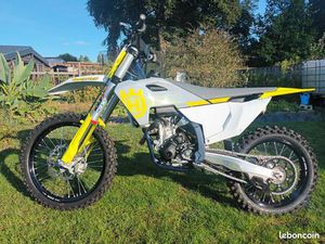 HUSQVARNA FC 250 2024 2.9H SEULEMENT