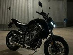 YAMAHA MT-07 PURE