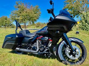 HARLEY DAVIDSON ROAD GLIDE ST, KLAPPENAUSPUFF, NO STREET GLIDE