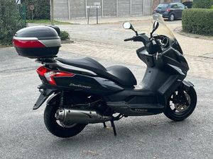 ② KYMCO DINKSTREET 125 CC