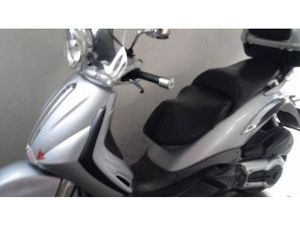 VENDO PIAGGIO BEVERLY 500 USATA A ALBIOLO (CODICE 9829263) - MOTO.IT