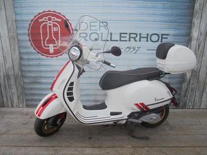 VESPA GTS 125 RACING SIXTIES