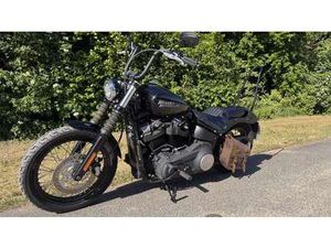 HARLEY-DAVIDSON STREET BOB