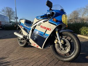 1986 SUZUKI GSX-R 750 A VENDRE