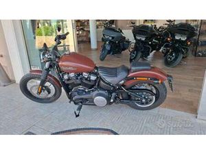 HARLEY-DAVIDSON SOFTAIL STREET BOB