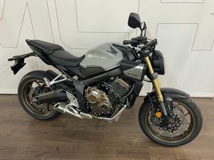 HONDA CB650R SOFORT VERFÜRGBAR! *TAGESZULASSUNG