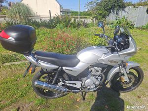 YAMAHA YBR 125 CM3 DIVERSION- 12/2006 - 5880 KM - 1600 EUROS