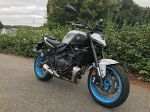 YAMAHA MT-07 Y-AMT 2025 689 CM3 | MOTO ROADSTER | 550 KM | GRIS | 29000 QUIMPER