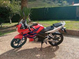 HONDA - CBR125 R