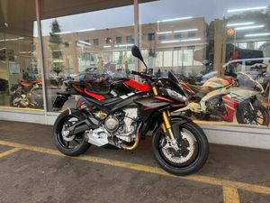 APRILIA TUONO 660 FACTORY, NAKED, MOTO NEUVE, CHF 11'795.-