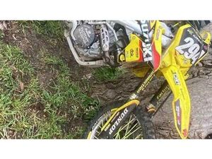 VENDO SUZUKI RM 450 Z (2011 - 12) USATA A GEROCARNE (CODICE 9829623) - MOTO.IT