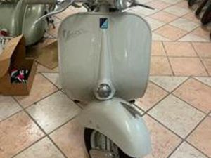 VESPA STRUZZO 150