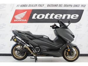 VENDO YAMAHA T-MAX 560 TECH MAX (2020) USATA A BASSANO DEL GRAPPA (CODICE 9829619) - MOTO.IT