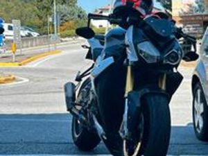 BMW S1000R