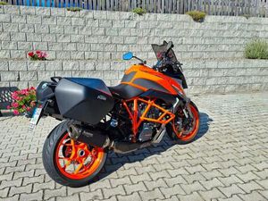 KTM 1290 SUPER DUKE GT