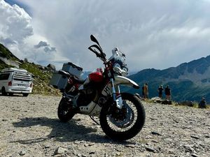 OCCASION MOTO GUZZI V85 TT EVOACTIVE GRAPHICS