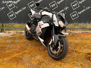 BMW OSTATNÍ PACK DYNAMIC DDC AKRAPOVIČ | SAUTO.CZ