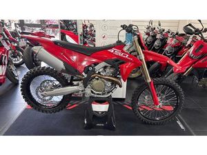 VENDO DUCATI DESMO450 MX (2026) NUOVA A APRILIA (CODICE 9829778) - MOTO.IT