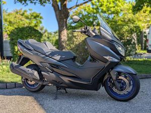 SUZUKI BURGMAN 400 VORFÜHRER