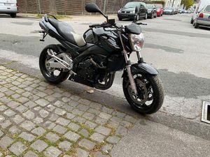 SUZUKI GSR 600 K6